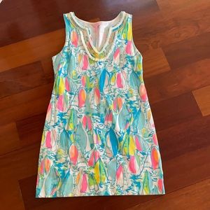 Lilly Pulitzer Sleeveless V-neck dress